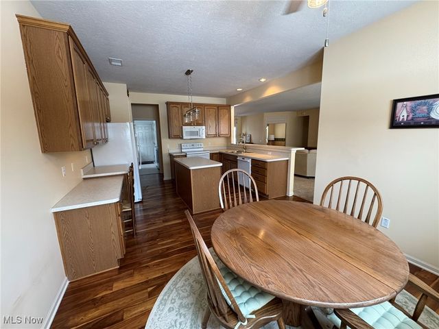 9319 Asbury Lane, North Ridgeville, OH 44039