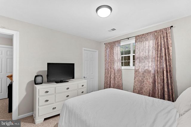 20510 WILLOUGHBY SQ, Sterling, VA 20165