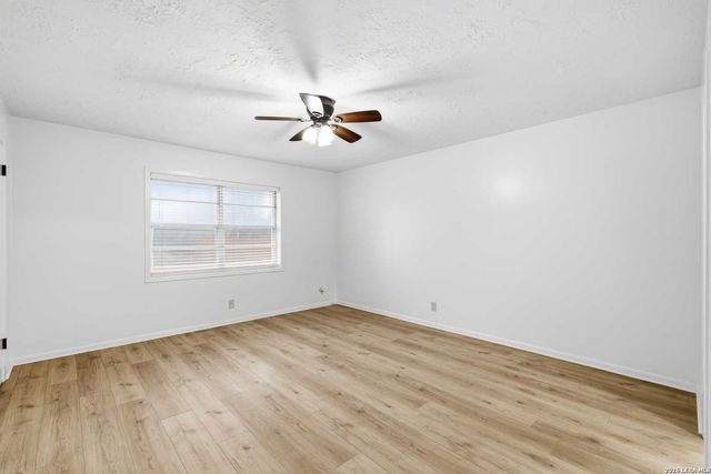 801 Manor dr B, Kerrville, TX 78028