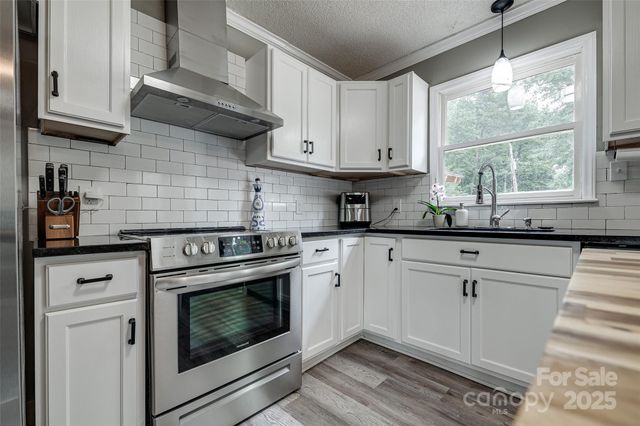 2605 Toddville Road, Charlotte, NC 28214