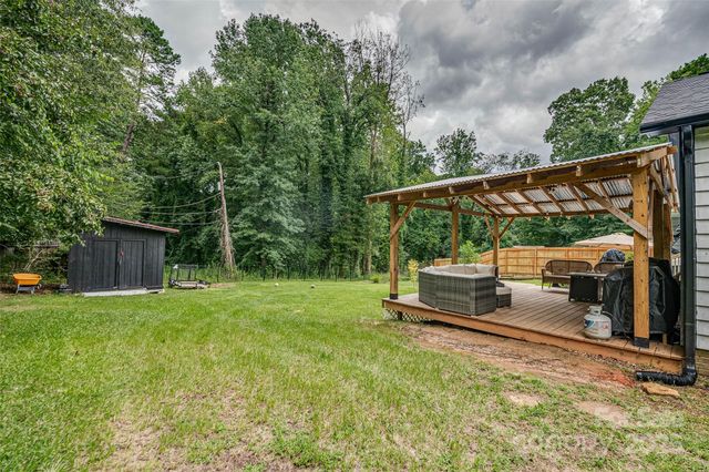 2605 Toddville Road, Charlotte, NC 28214