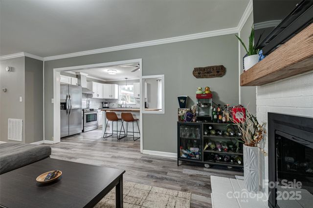 2605 Toddville Road, Charlotte, NC 28214
