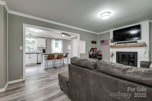 2605 Toddville Road, Charlotte, NC 28214