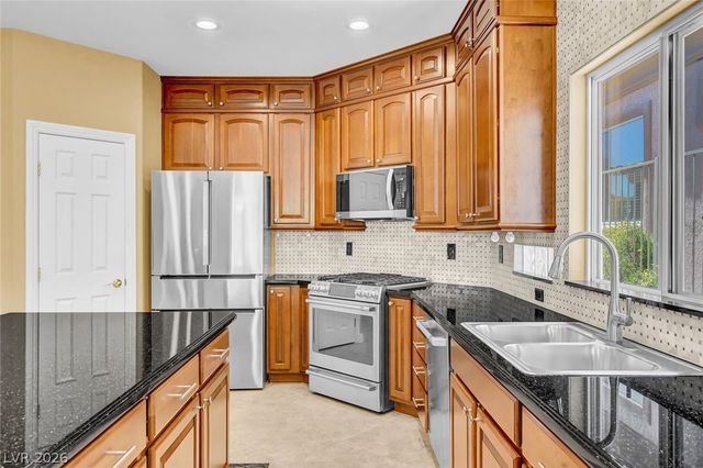4648 Riva De Romanza Street, Las Vegas, NV 89135