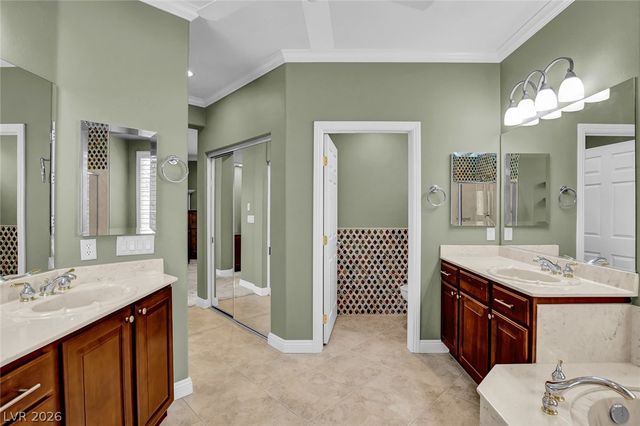 4648 Riva De Romanza Street, Las Vegas, NV 89135