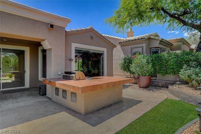 4648 Riva De Romanza Street, Las Vegas, NV 89135