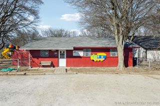 235 S Pine Street, Oologah, OK 74053