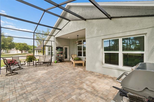 18868 MAISONS DRIVE, Lutz, FL 33558