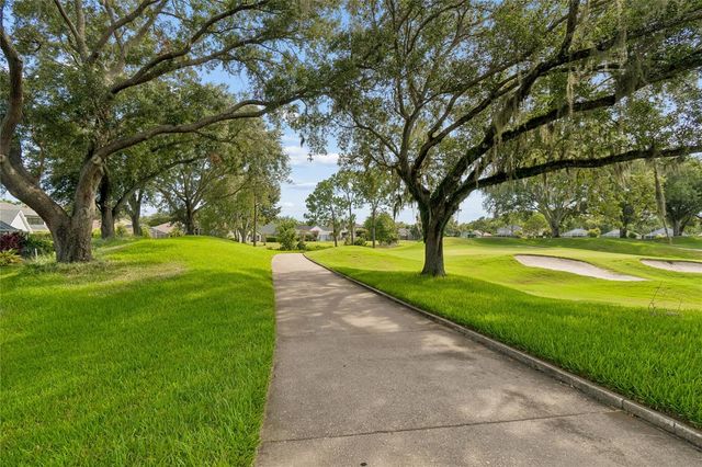 18868 MAISONS DRIVE, Lutz, FL 33558