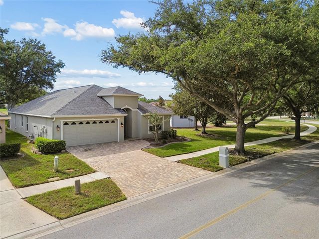 18868 MAISONS DRIVE, Lutz, FL 33558