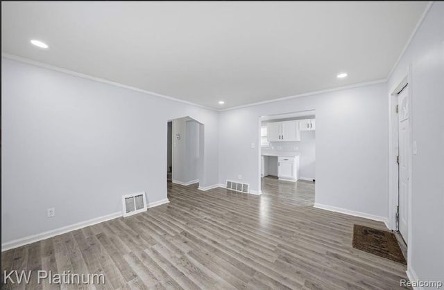 23809 Normandy Avenue, Eastpointe, MI 48021