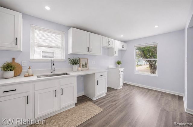 23809 Normandy Avenue, Eastpointe, MI 48021