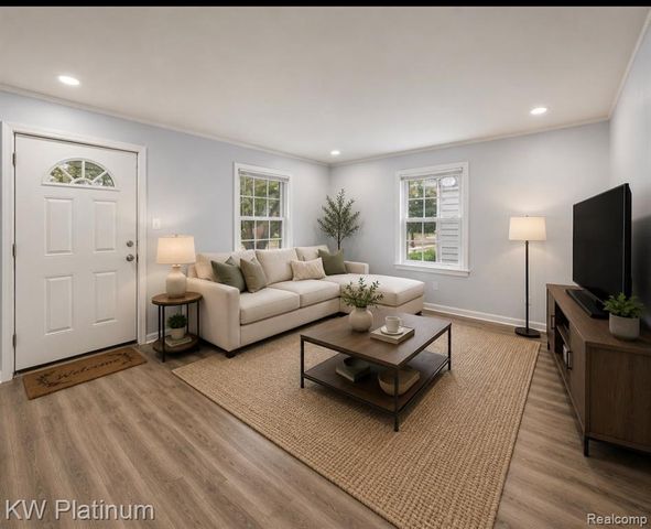 23809 Normandy Avenue, Eastpointe, MI 48021