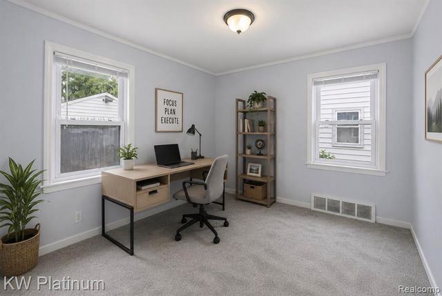 23809 Normandy Avenue, Eastpointe, MI 48021