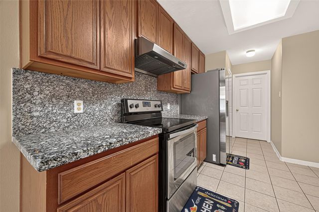 11107 Creekline Meadow Court, Cypress, TX 77429
