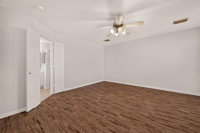 11107 Creekline Meadow Court, Cypress, TX 77429