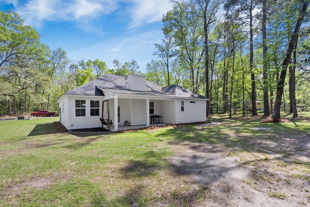 1113 Singletary Avenue, Moncks Corner, SC 29461