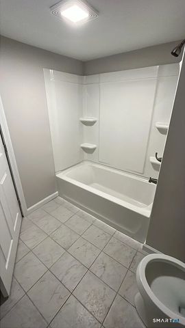 108 Spruce Street, West Haven, CT 06516