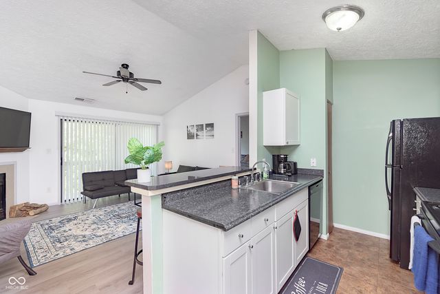 4351 Village Parkway Circle W 9, Indianapolis, IN 46254