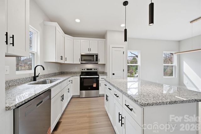 901 S Carolina Avenue, Spencer, NC 28159