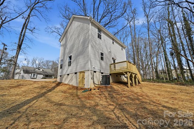 901 S Carolina Avenue, Spencer, NC 28159