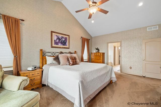903 STERLING DR, Cheyenne, WY 82009