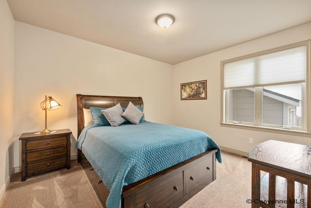 903 STERLING DR, Cheyenne, WY 82009