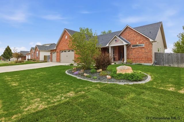 903 STERLING DR, Cheyenne, WY 82009