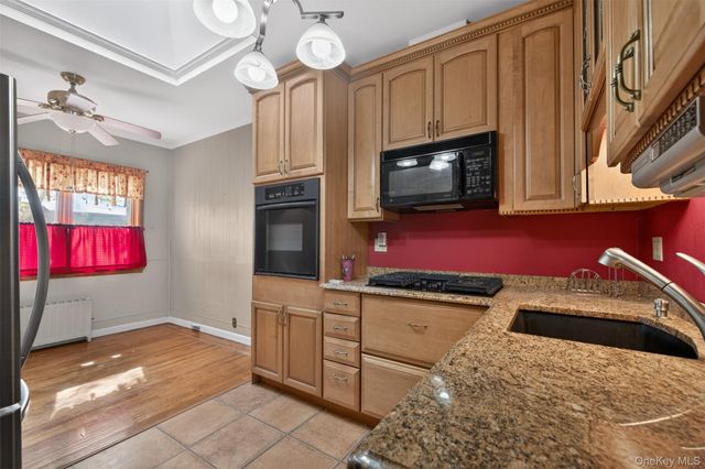 32-30 190th Street, Flushing, NY 11358