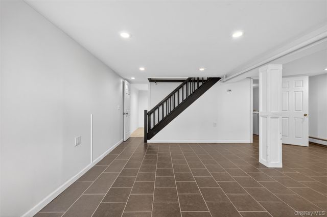 32-30 190th Street, Flushing, NY 11358