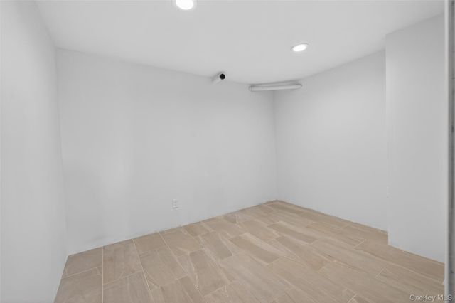 32-30 190th Street, Flushing, NY 11358
