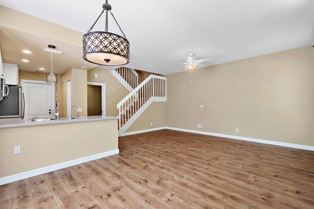 272 Iris Drive, Jupiter, FL 33458