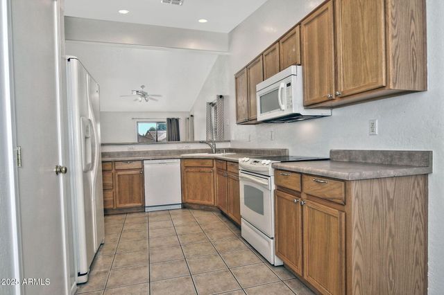 10809 W CAMBRIDGE Avenue, Avondale, AZ 85392