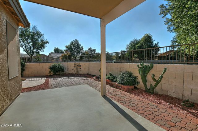 10809 W CAMBRIDGE Avenue, Avondale, AZ 85392