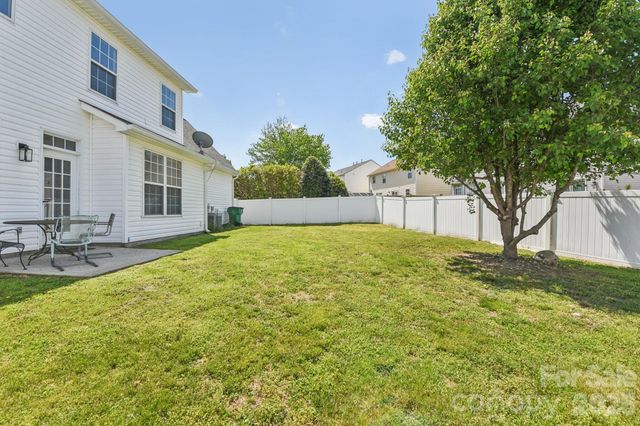 12531 Deaton Hill Drive, Charlotte, NC 28269