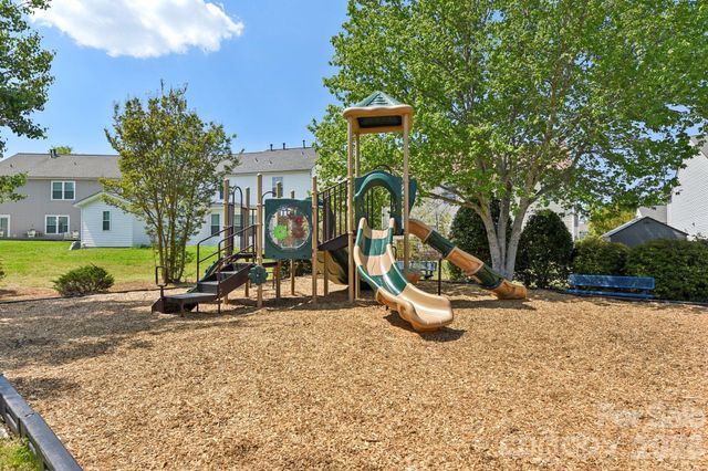 12531 Deaton Hill Drive, Charlotte, NC 28269