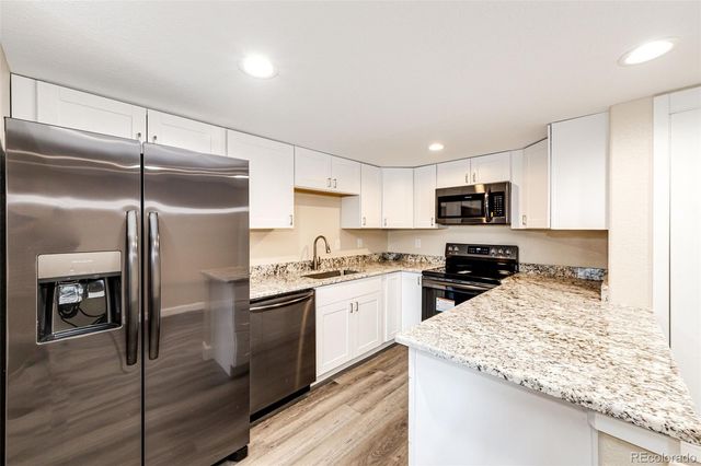 17004 E Tennessee Drive 212, Aurora, CO 80017