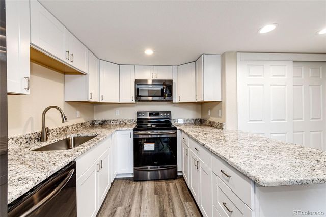 17004 E Tennessee Drive 212, Aurora, CO 80017