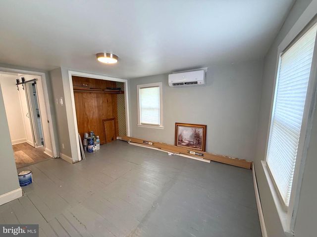 402 WESLEY AVE, Pitman, NJ 08071