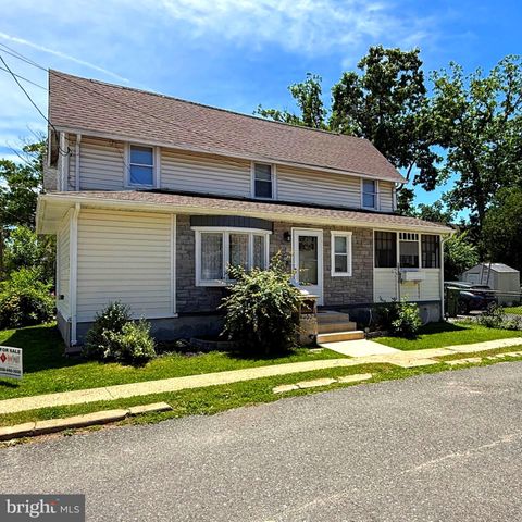 402 WESLEY AVE, Pitman, NJ 08071