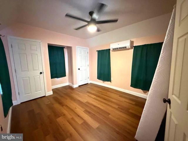 402 WESLEY AVE, Pitman, NJ 08071