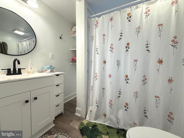 402 WESLEY AVE, Pitman, NJ 08071