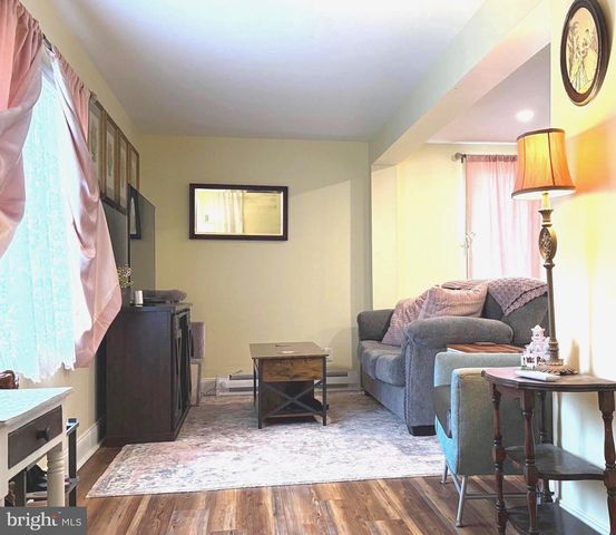 402 WESLEY AVE, Pitman, NJ 08071