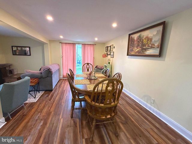 402 WESLEY AVE, Pitman, NJ 08071