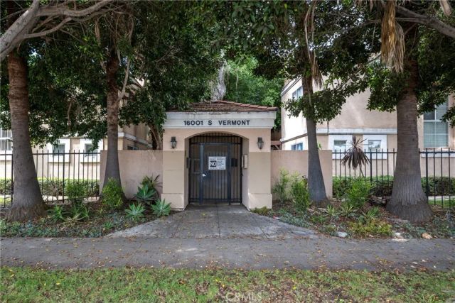 16001 S Vermont 54, Gardena, CA 90247