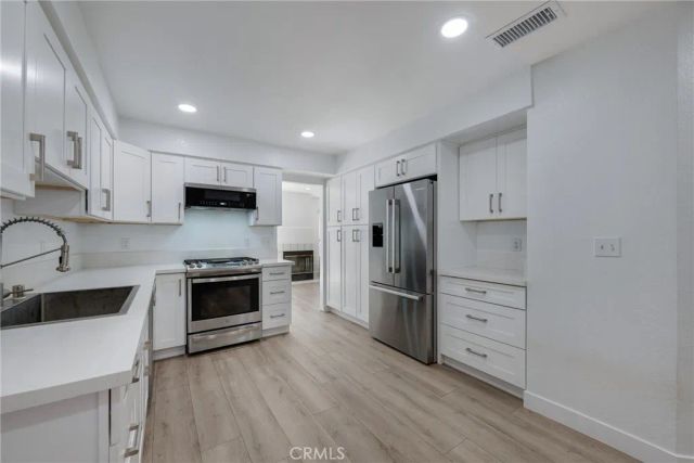 16001 S Vermont 54, Gardena, CA 90247