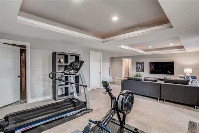 25737 W 96th Street, Lenexa, KS 66227