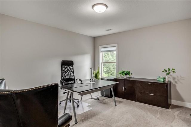 25737 W 96th Street, Lenexa, KS 66227