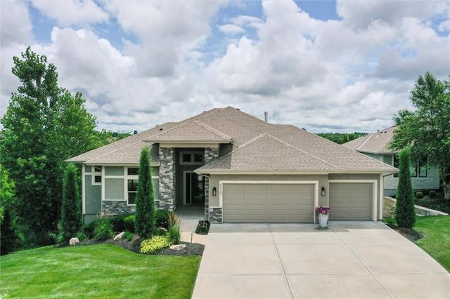25737 W 96th Street, Lenexa, KS 66227