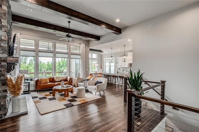 25737 W 96th Street, Lenexa, KS 66227